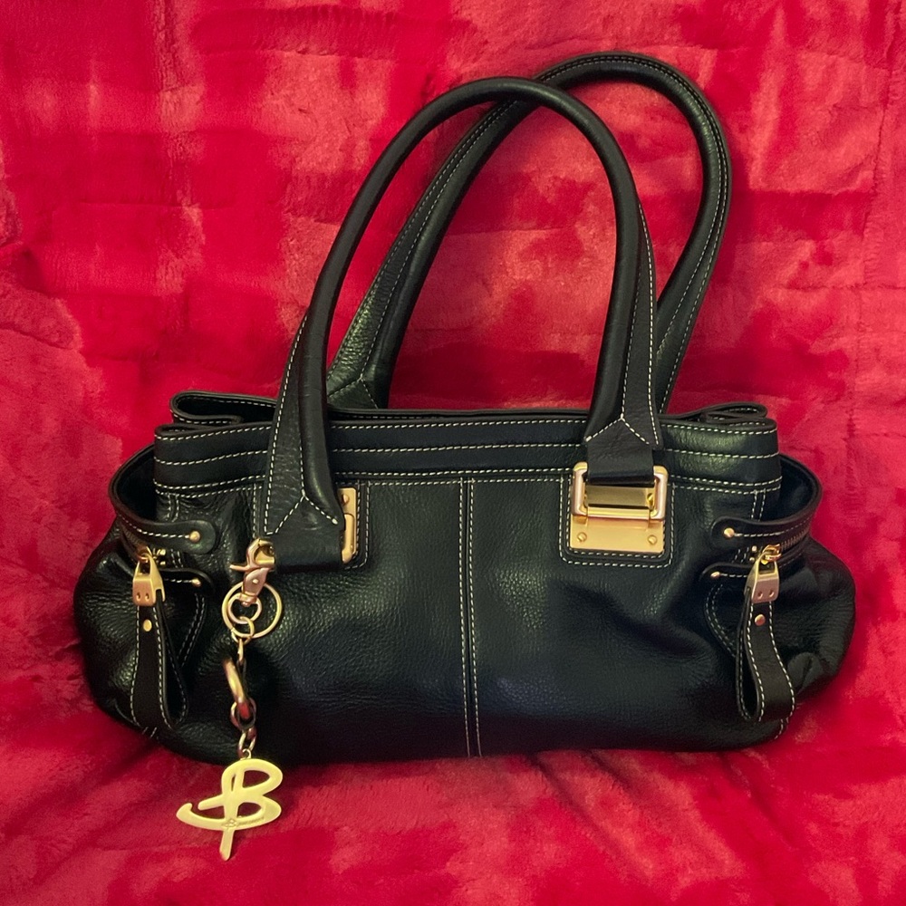 B. Makowsky pebbled black leather satchel purse, excellent condition